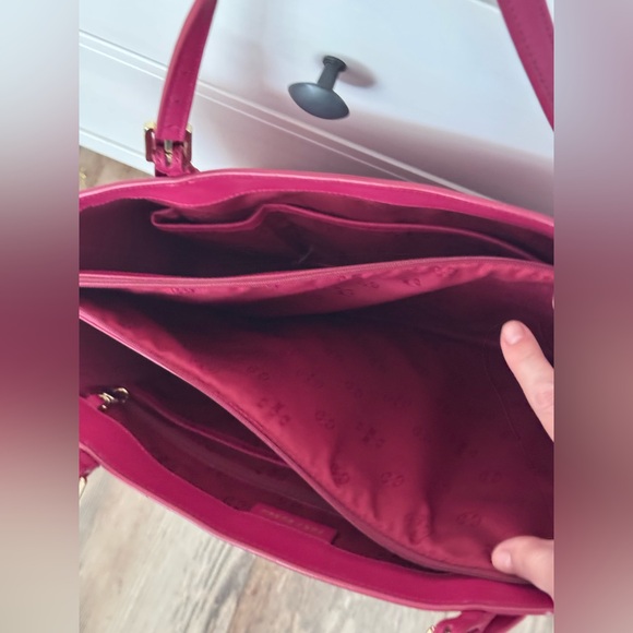 Tory Burch Robinson Raspberry Pink Saffiano Leather Tote - Picture 7 of 12